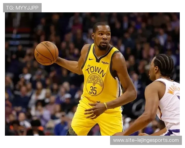 杜德伟足球明星二代身份曝光 原来他是这位著名球员的儿子