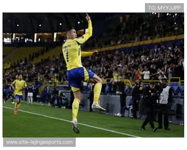 足球场上的搞笑瞬间：这些球星让你笑到停不下来